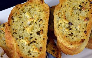 Bread with Garlic
