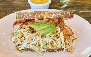 Chicken & Bacon Sandwich