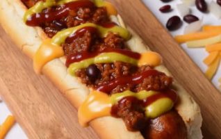 Todo Chili Dog with Fries