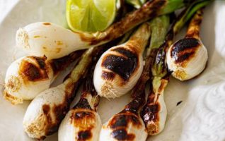 Grilled Onions (Extra)