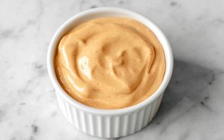 Sriracha Mayo (2 oz)