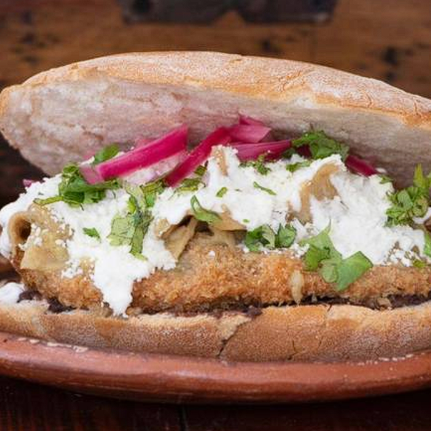 Torta de Chilaquiles